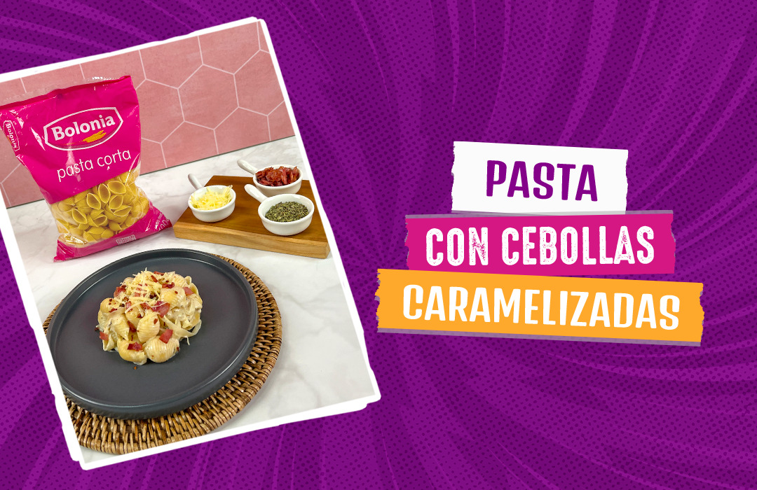 Pasta con cebollas caramelizadas