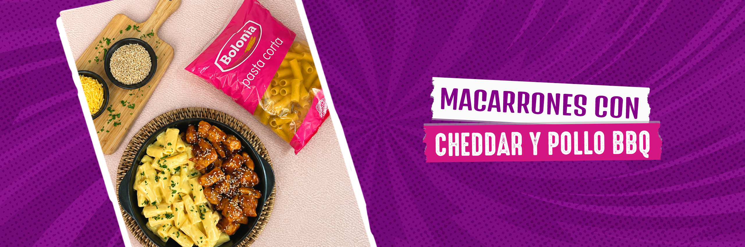 Macarrones con cheddar y pollo BBQ