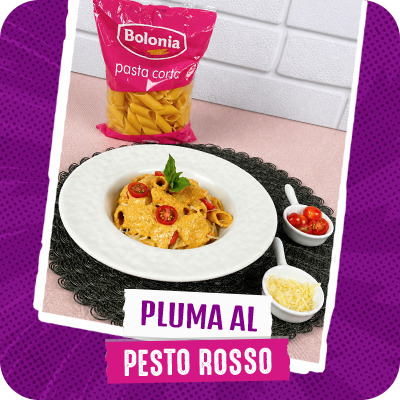 Pluma al pesto rosso